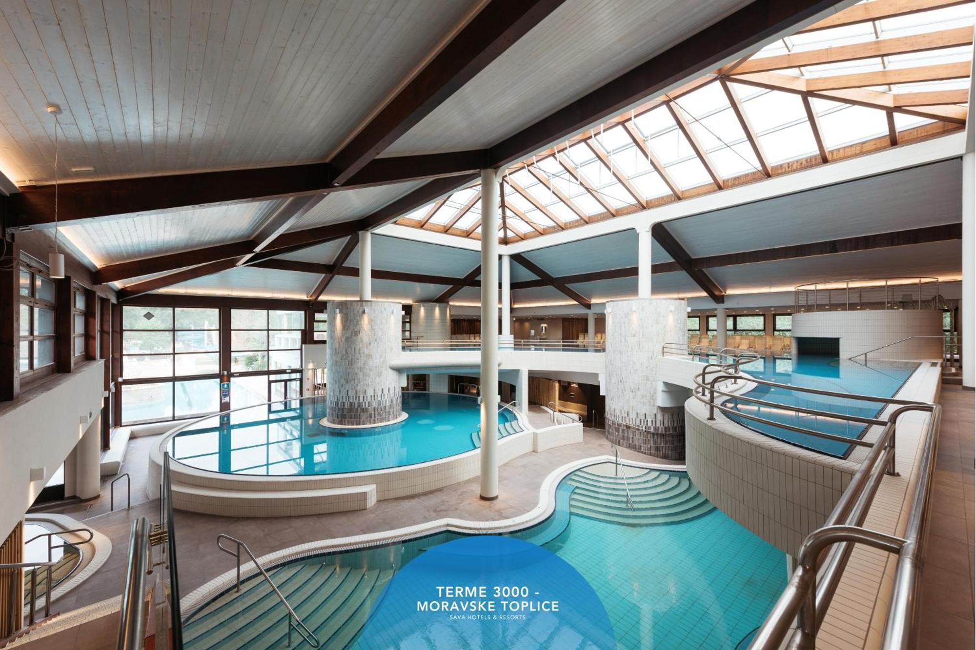 Hotel Imperium Моравске-Топлице Экстерьер фото